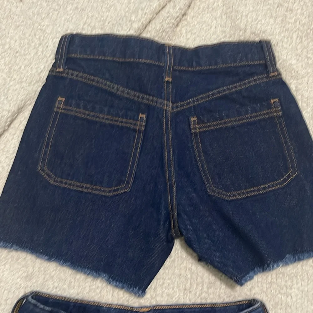 NWT- Old Navy - girl’s 10. Two Shorts Bundle